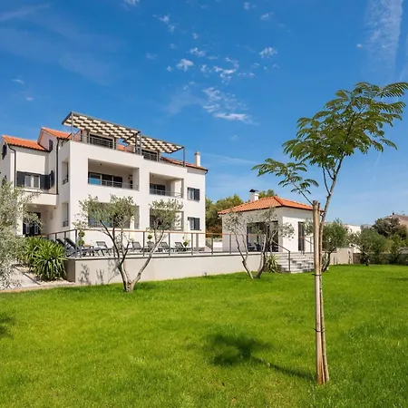 Bianca Sibenik By Interhome Nyaraló